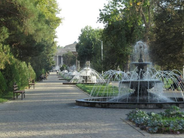 Qayroqqum旅游景点-Park Kamal Khudzhandi