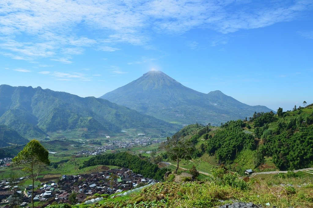 Dieng Viewpoint景点图片