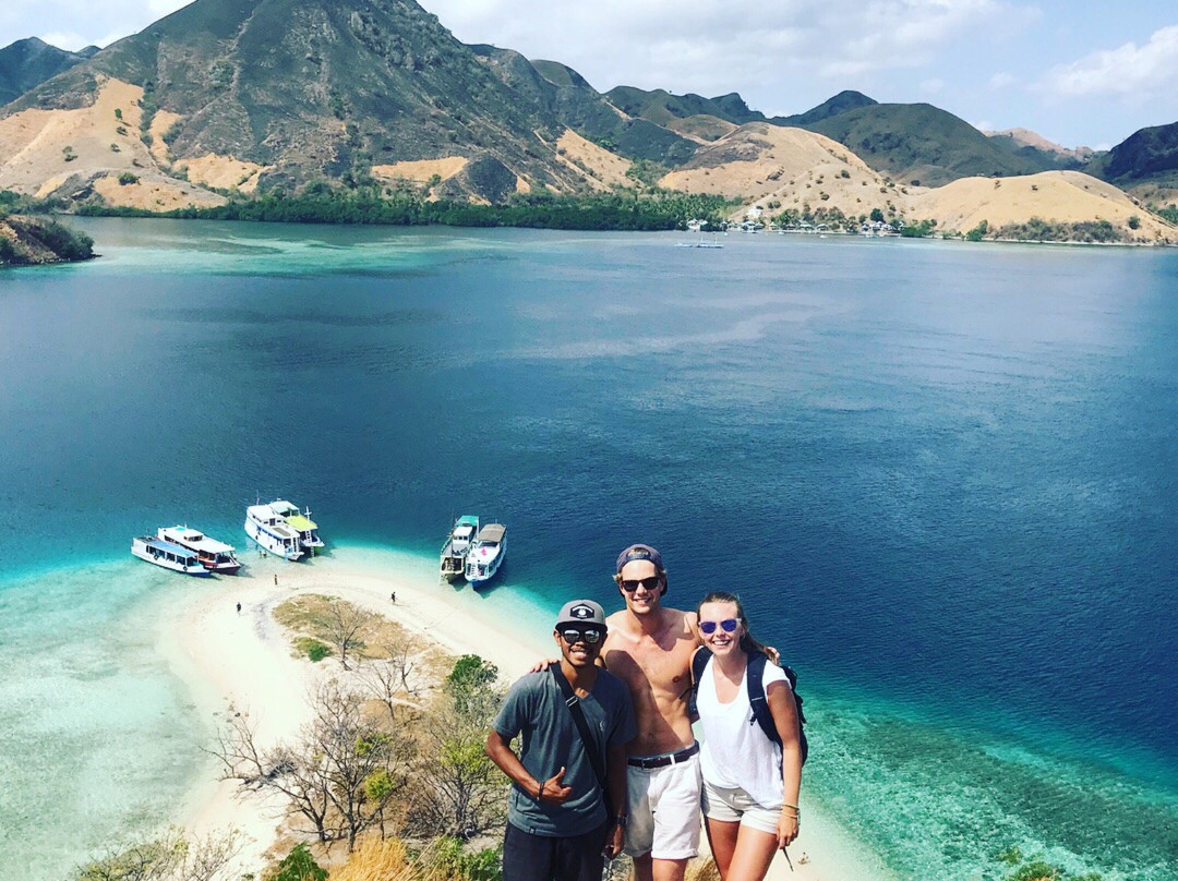 Flores Whole Island Tours