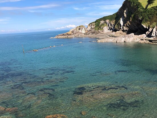 Combe Martin Beach景点图片