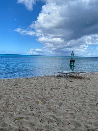 Rhythms at Rainbow Beach景点图片