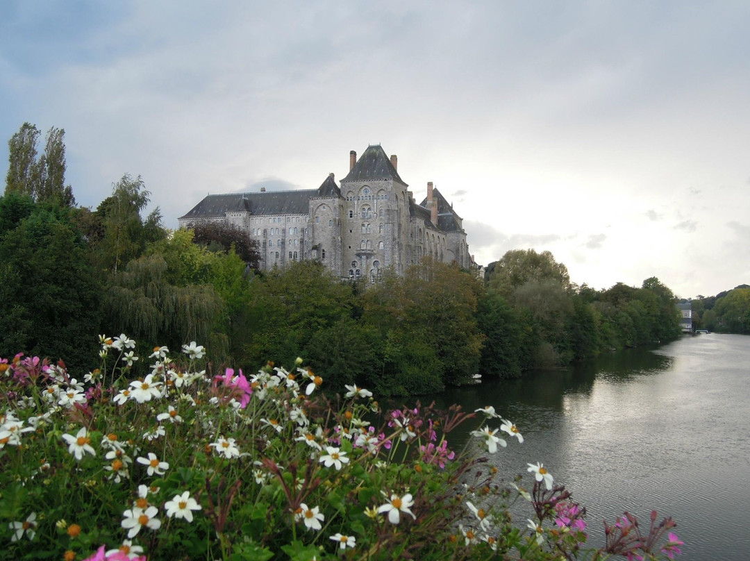 Abbey of Saint-Pierre de Solesmes景点图片