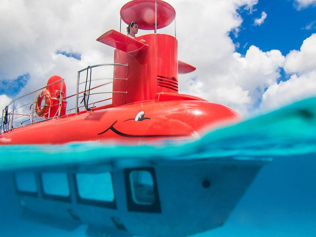 Nemosub Taormina-Giardini Naxos必去景点