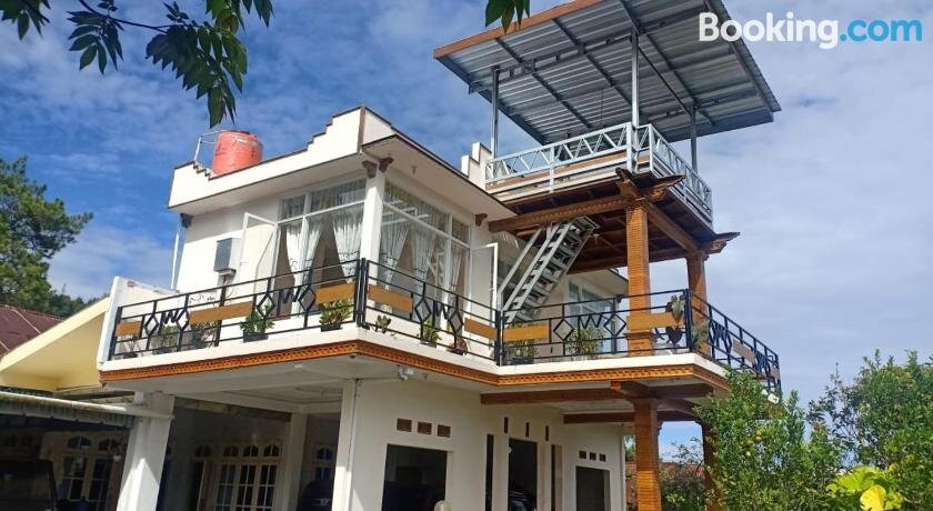 Villa Santri Tawangmangu