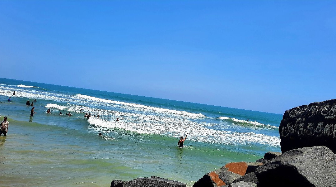 Serenity Beach景点图片