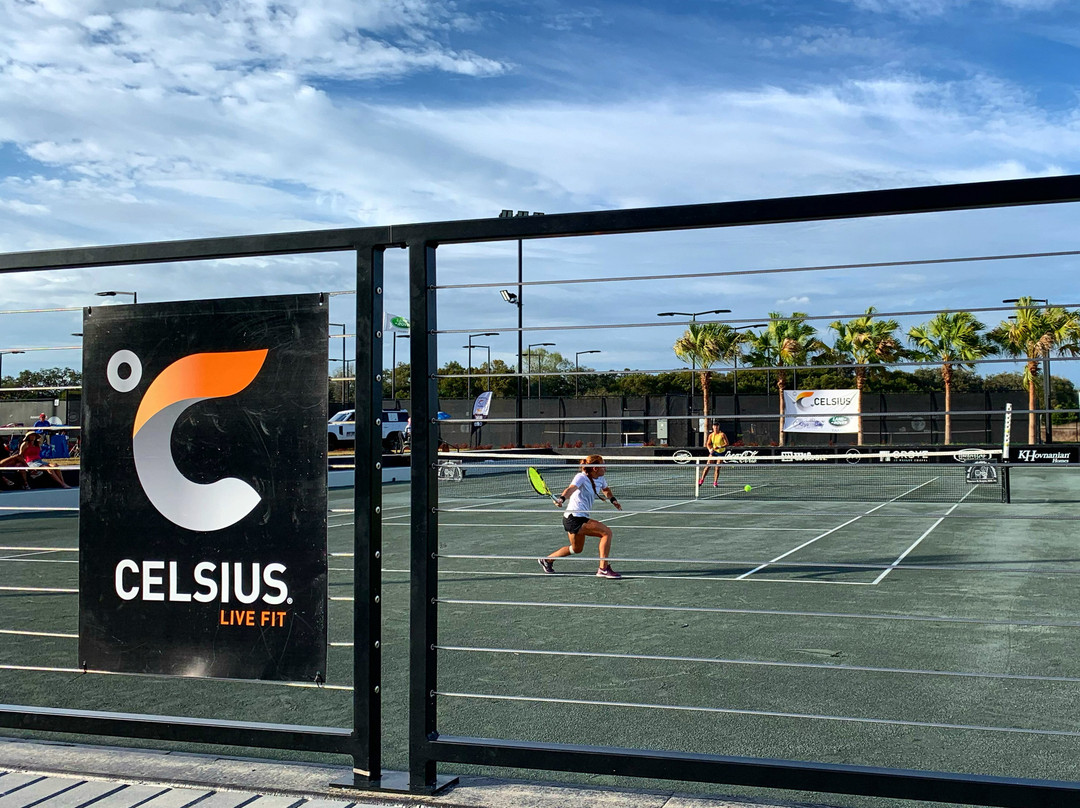 Sarah Vande Berg Tennis & Wellness Center-Zephyrhills必去景点