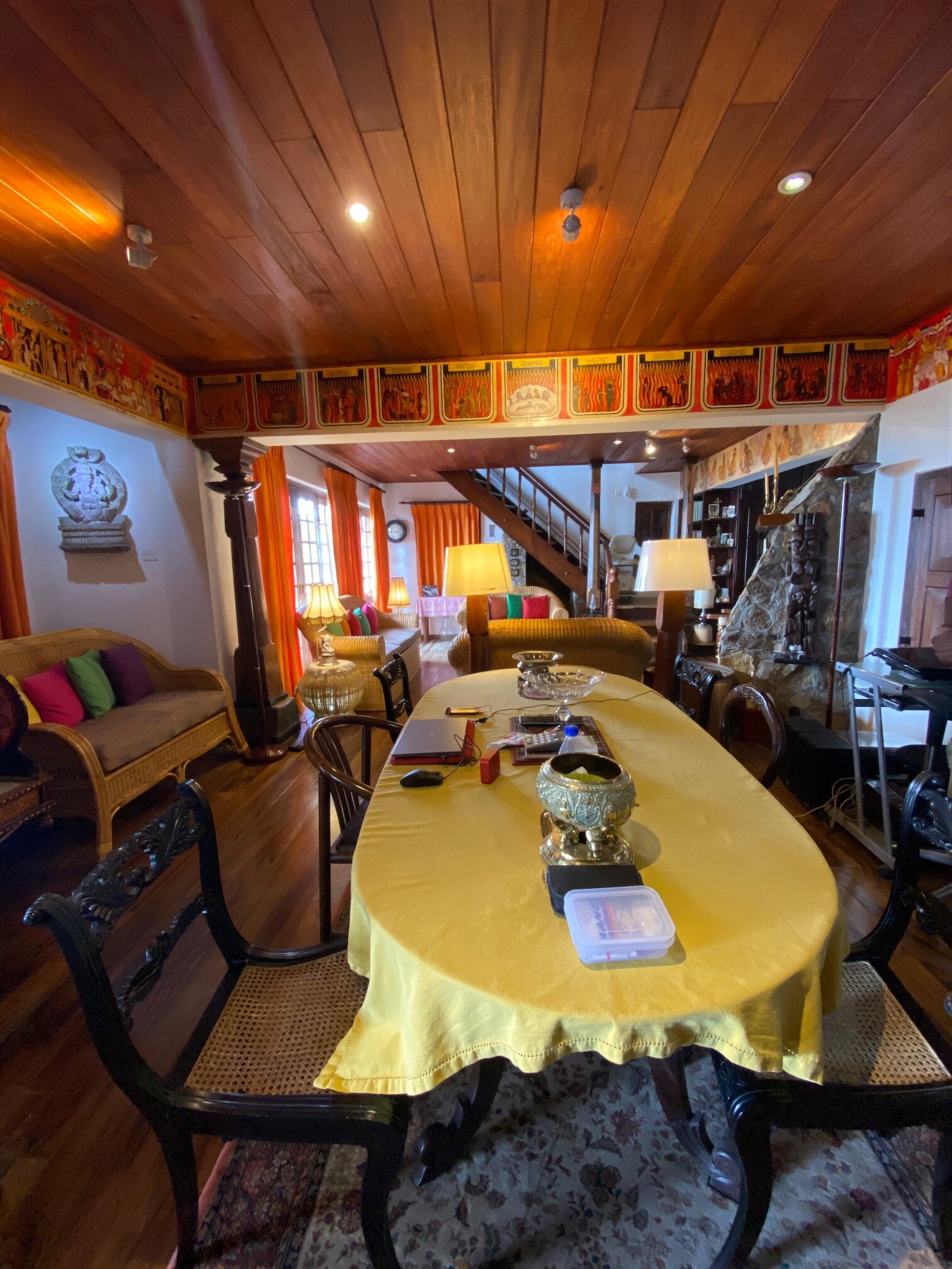 't En Zal-餐饮