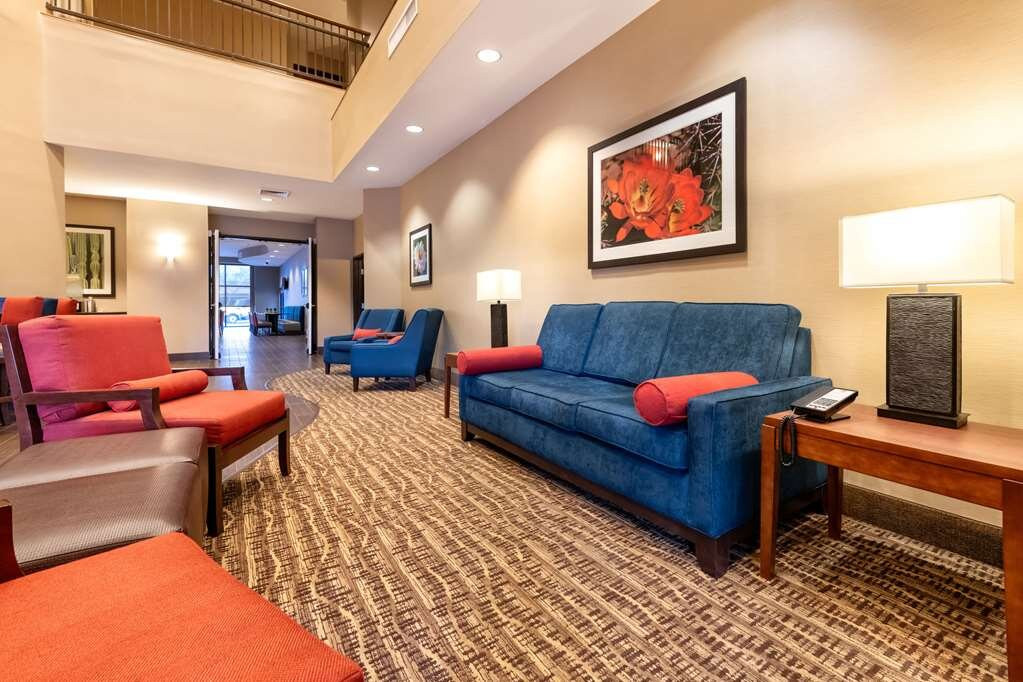 Comfort Suites Goodyear-West Phoenix主图