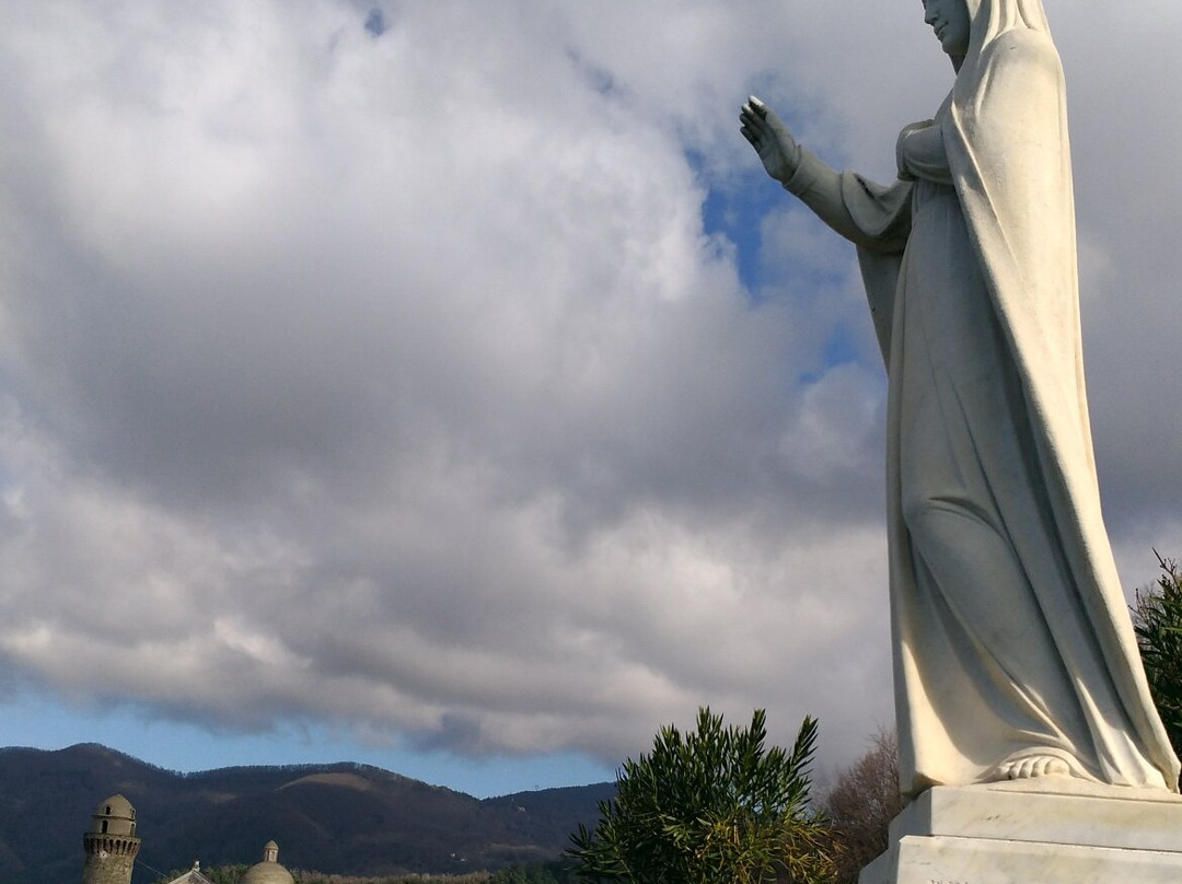 Santuario Del Mirteto景点图片