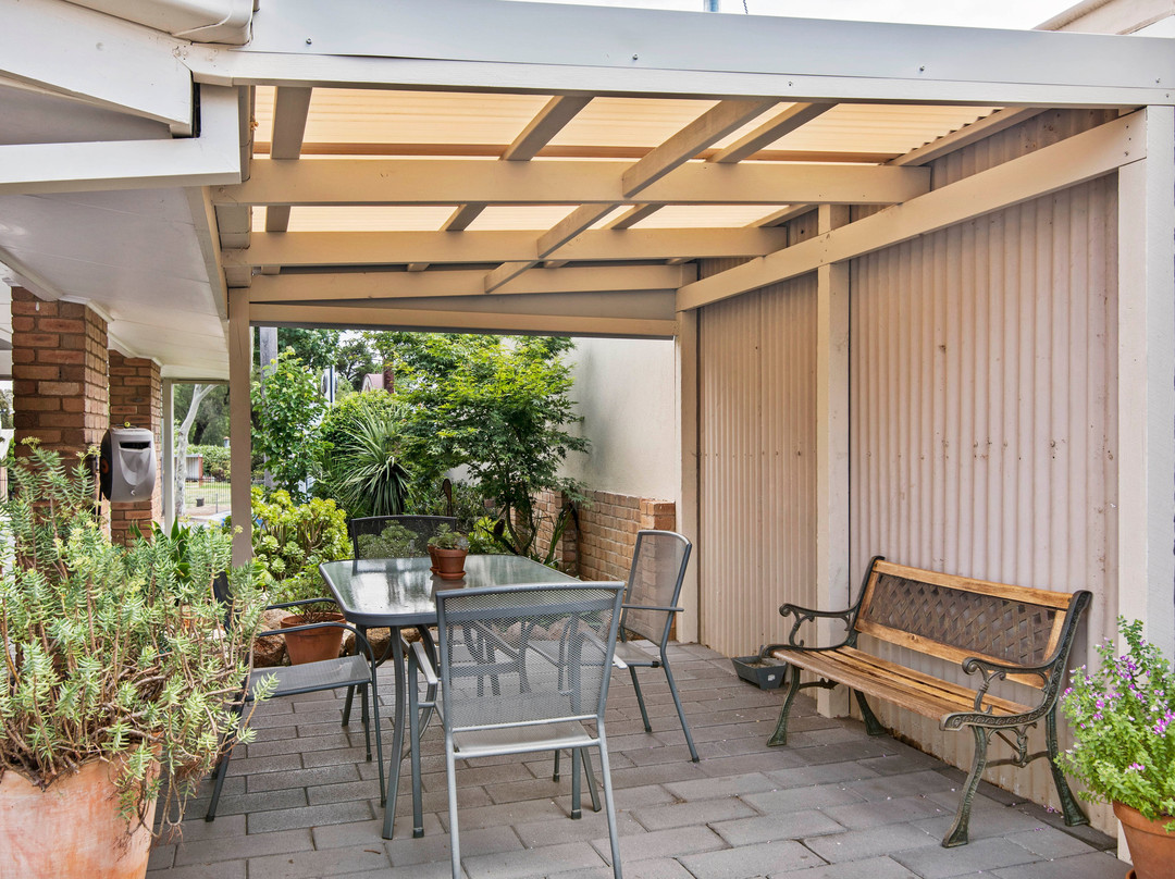 Golden Square Motor Inn主图