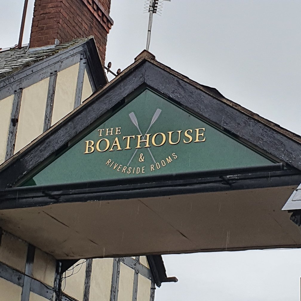 The Boathouse & Riverside Rooms-官方