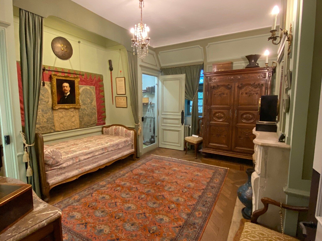 Hotel Le Vergeur Museum-兰斯必去景点