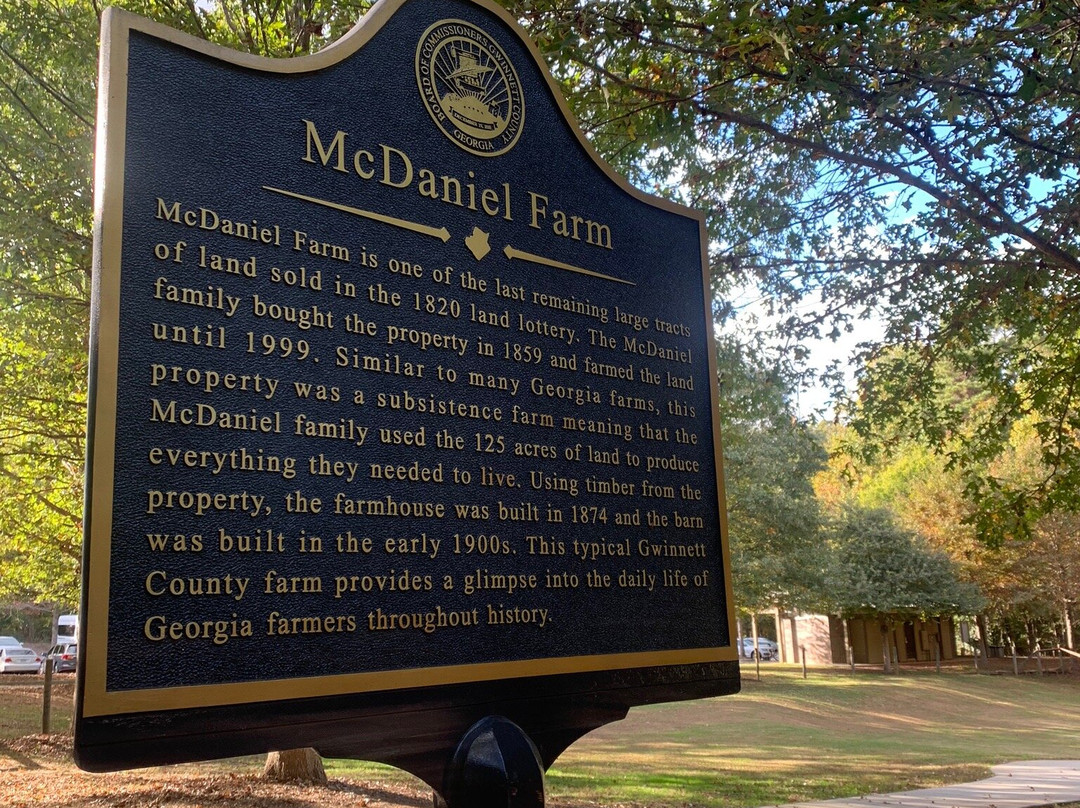 McDaniel Farm Park景点图片