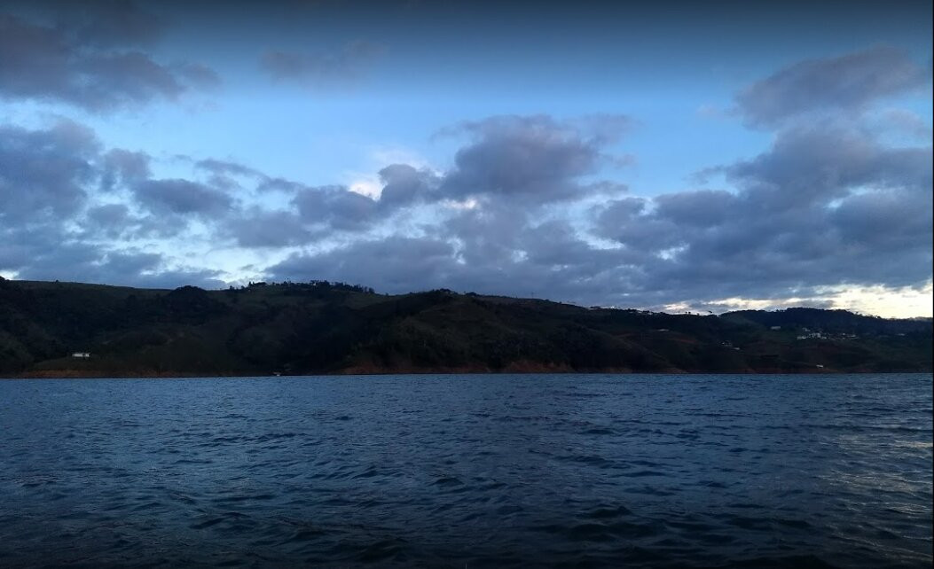 Centro Vacacional Comfandi Lago Calima主图