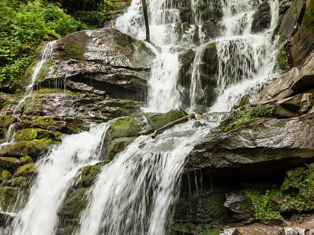 Shypit Waterfall-Pylypets必去景点