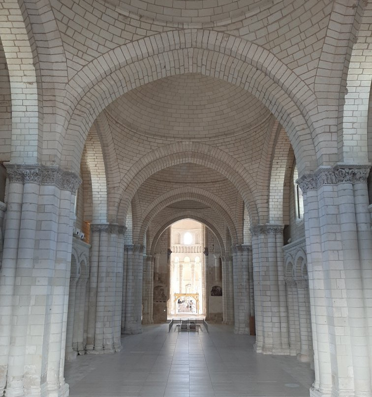 Abbaye royale de Fontevraud景点图片