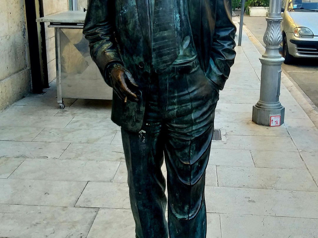Statua di Leonardo Sciascia景点图片