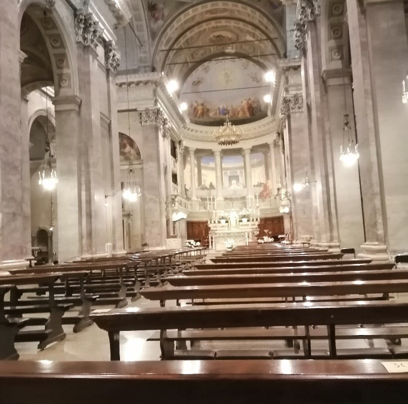 Pieve di Sant’Andrea-伊塞奥必去景点