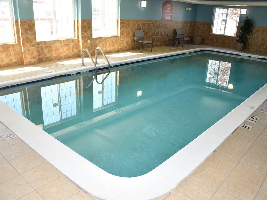 Holiday Inn Express & Suites Evanston by IHG主图