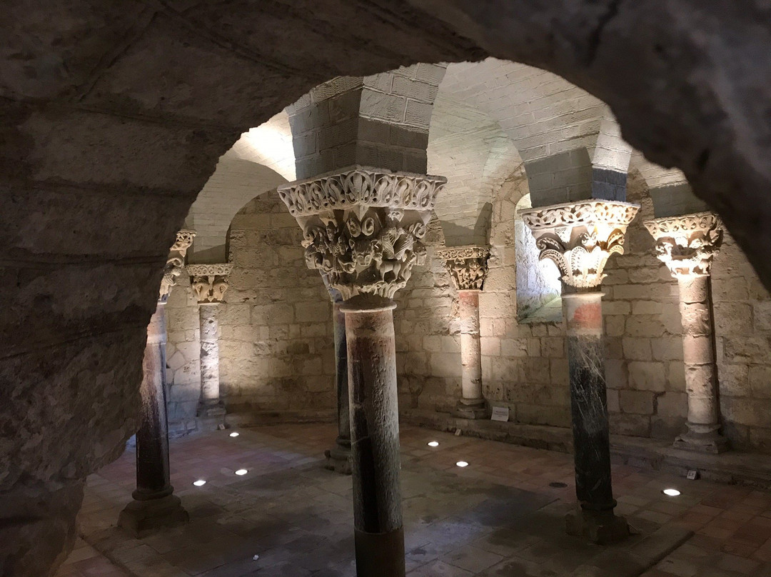 Crypte de Saint Girons景点图片