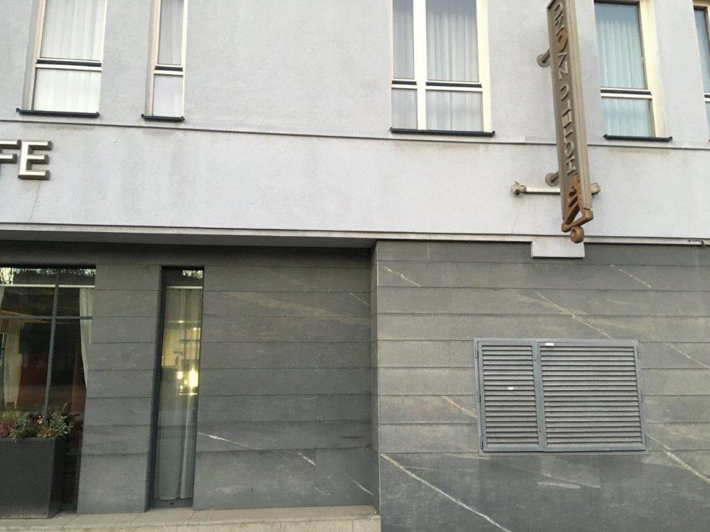 尤兹沃努酒店主图