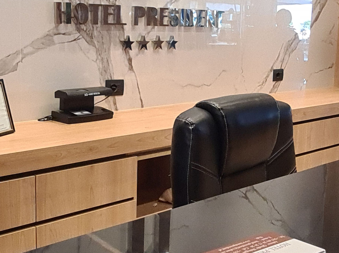 Hotel President主图