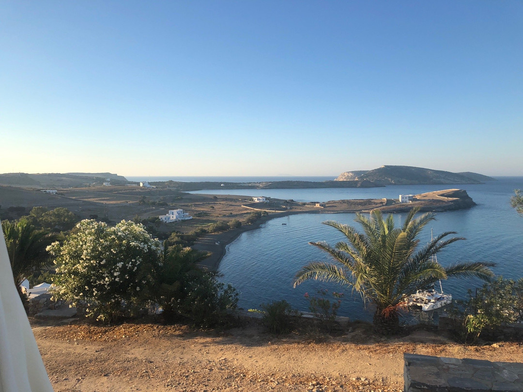 Tsigouri Beach-Schinoussa必去景点