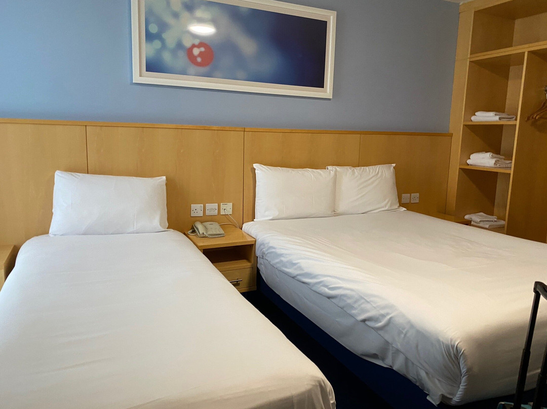 鲍尔姆旅行住宿都柏林机场酒店主图