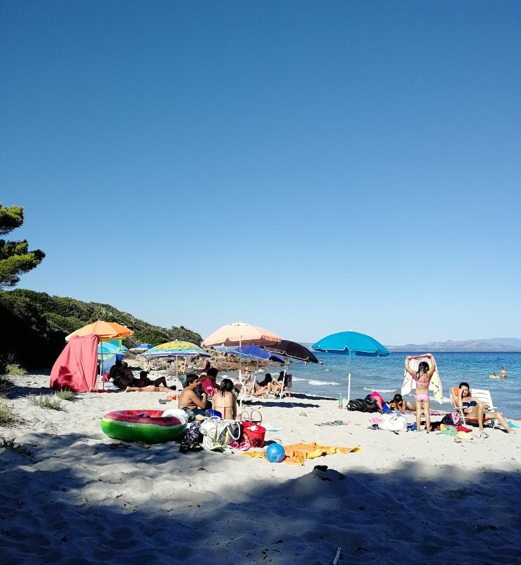 Spiaggia di Girin-Carloforte必去景点