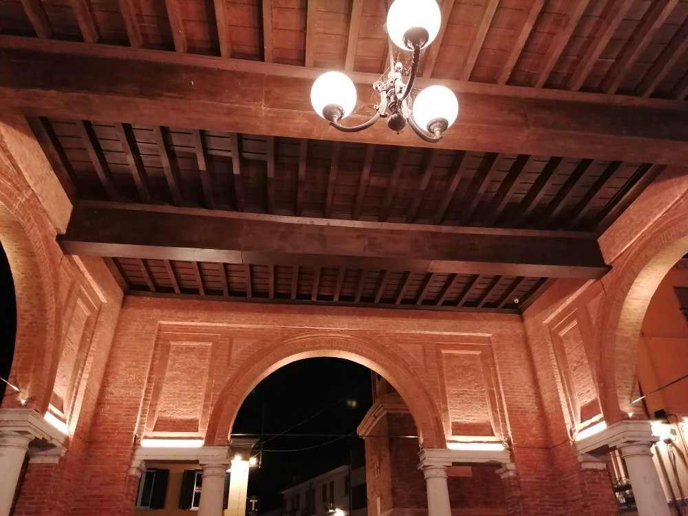 La Loggia del Grano-科马基奥必去景点