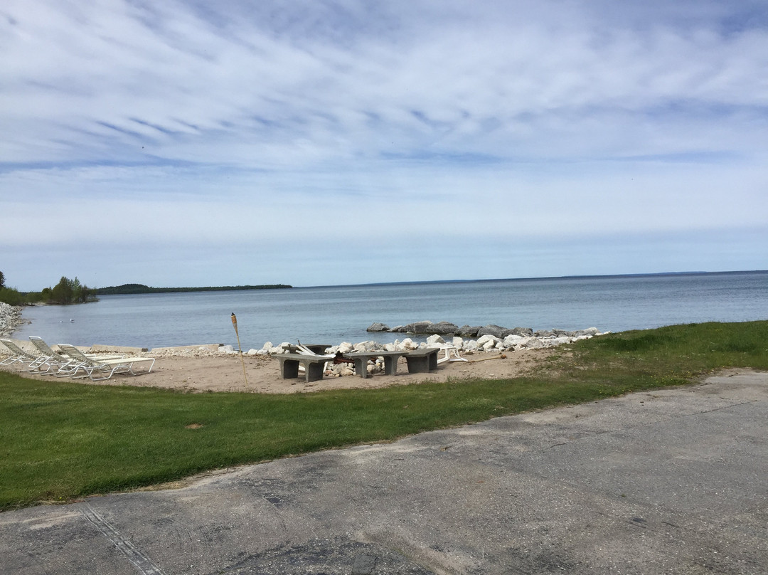 Bayview Motel Lakefront主图