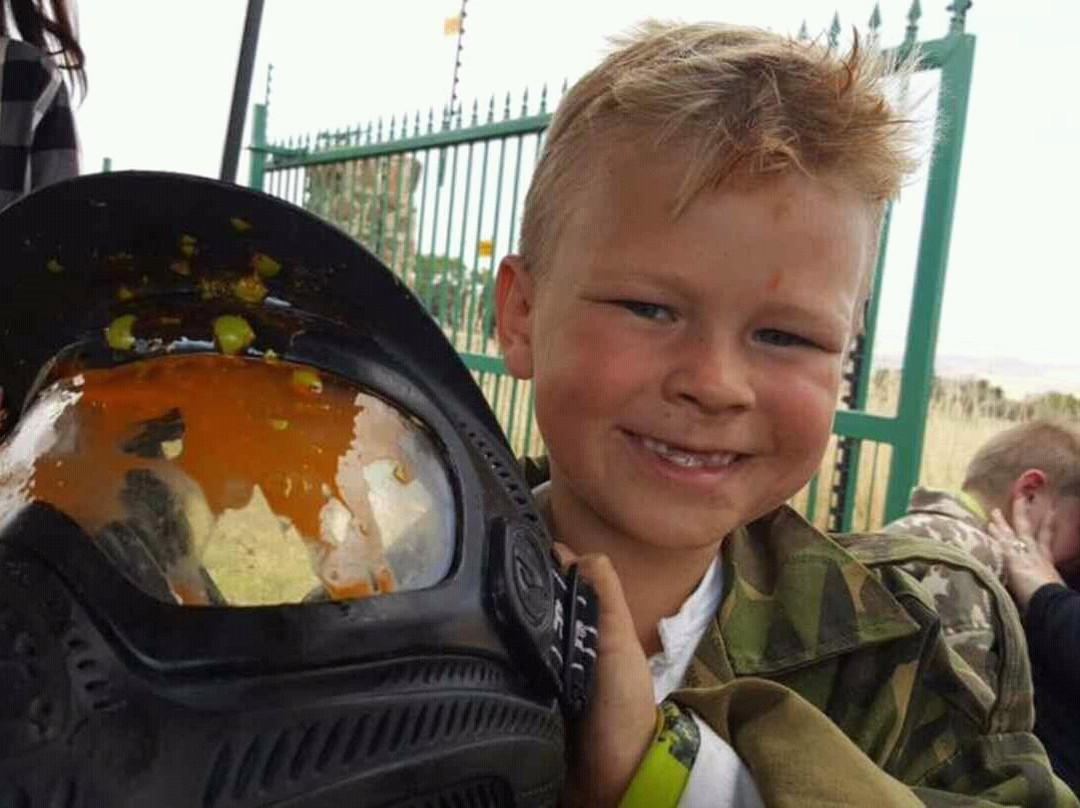 Mud And Dust Paintball-Skeerpoort必去景点