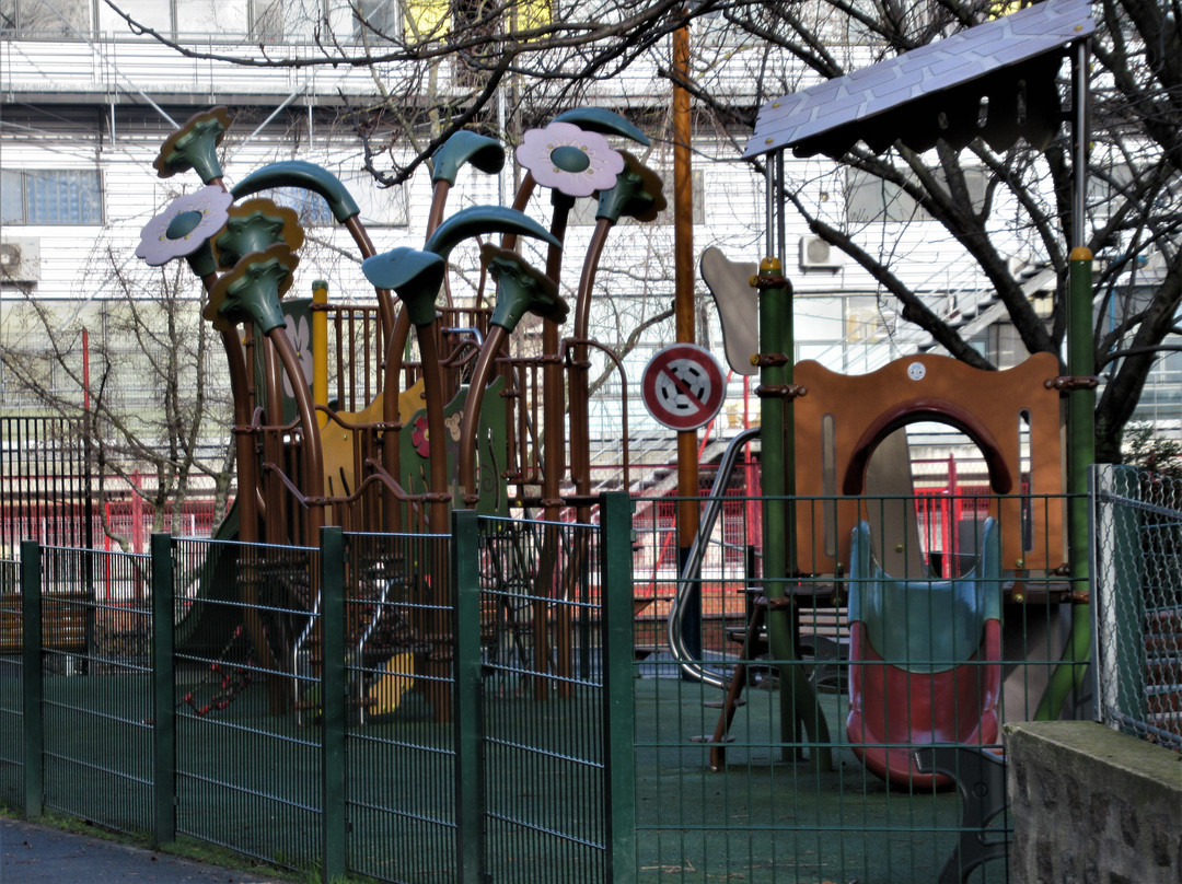 Parc du 19 mars 1962-庞坦必去景点