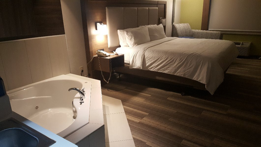 Holiday Inn Express & Suites Clewiston by IHG主图