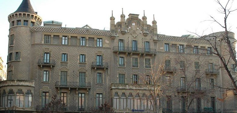 Casa Torrents-曼雷萨必去景点