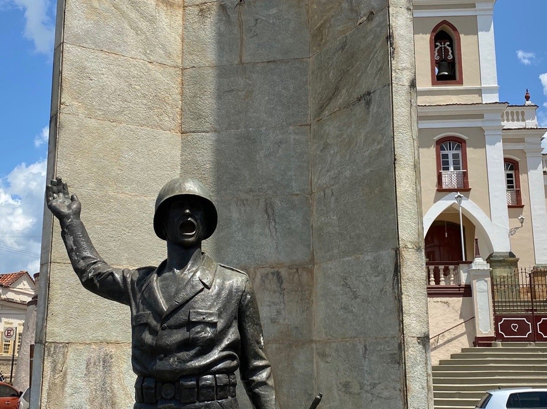 Monumento ao Expedicionario-德尔雷伊必去景点