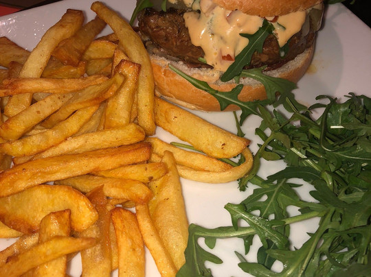 奥尔梅纳姆酒店主图