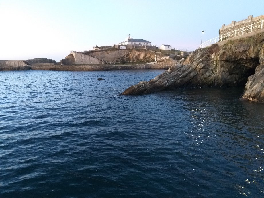 Faro de Tapia de Casariego景点图片
