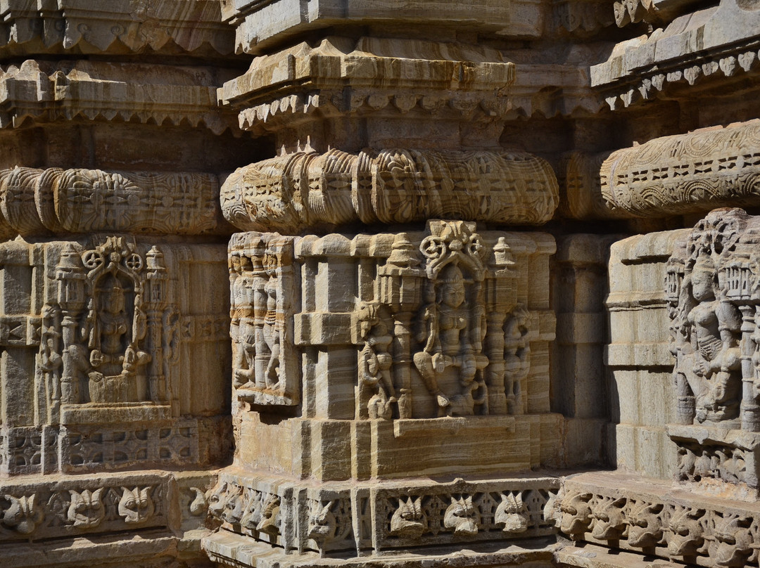 Satbis Deori Temple景点图片
