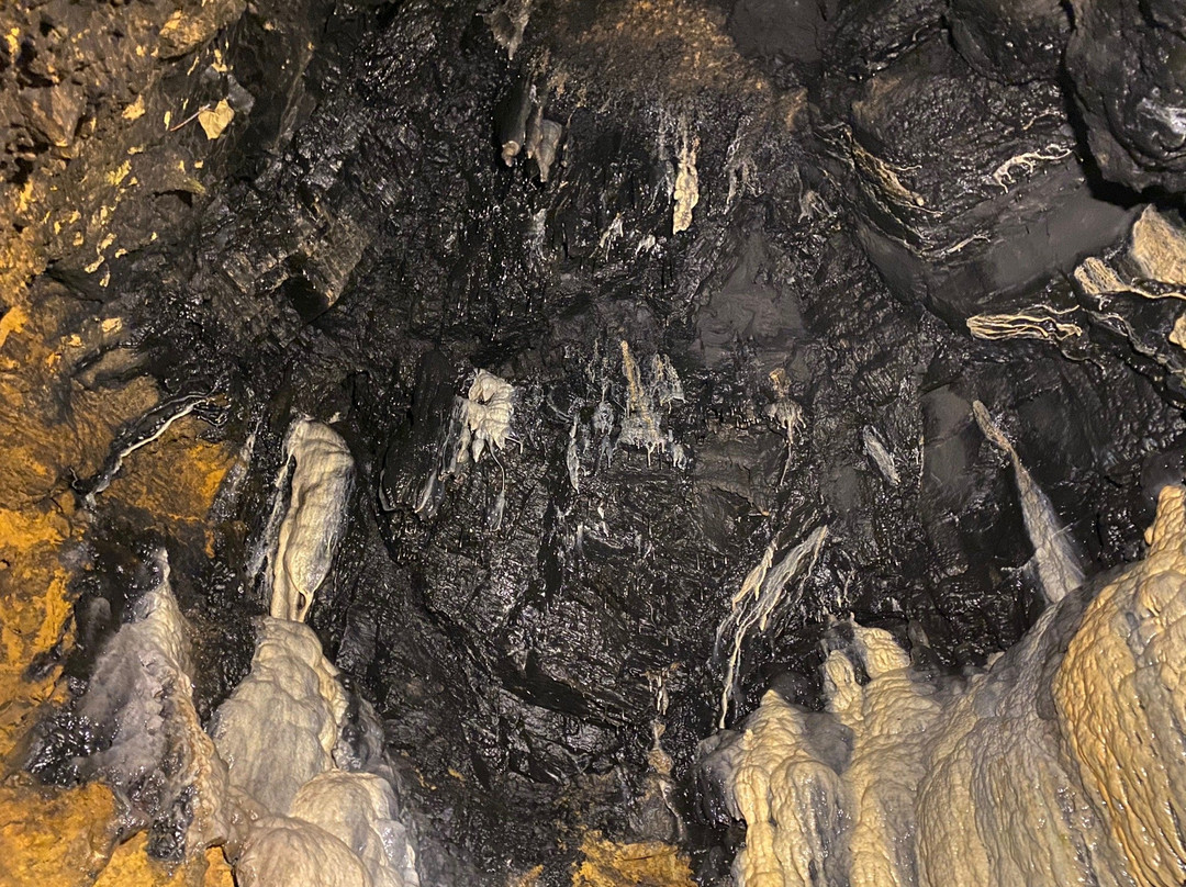 Mina Romana Cueva del Hierro景点图片