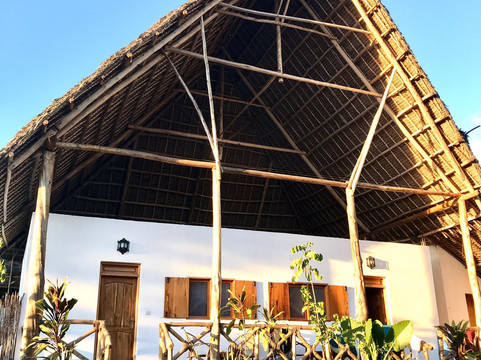 Salama & Mbuyuni Bungalows主图