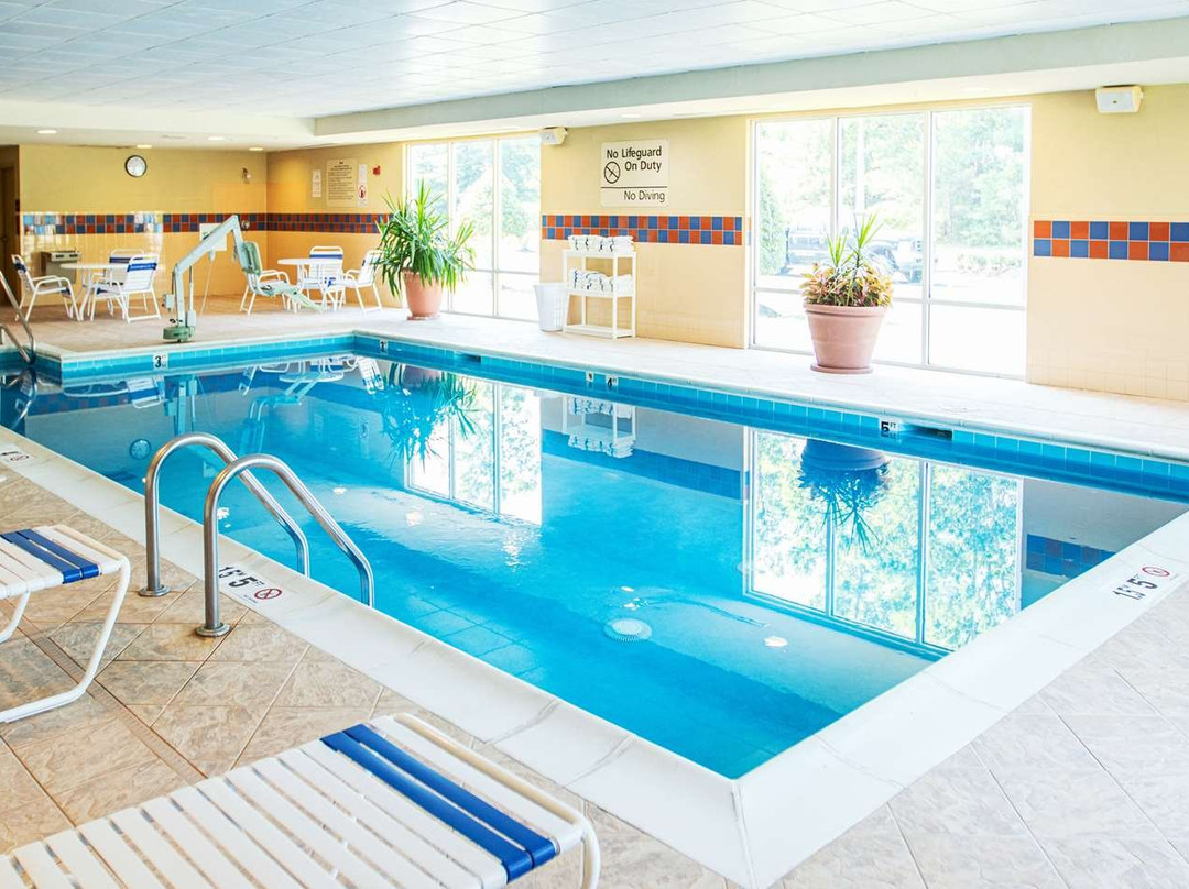 Hampton Inn Gloucester主图