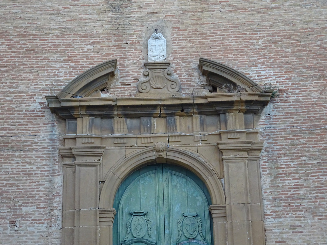 Chiesa e Convento di San Francesco-皮亚扎－阿尔梅里纳必去景点