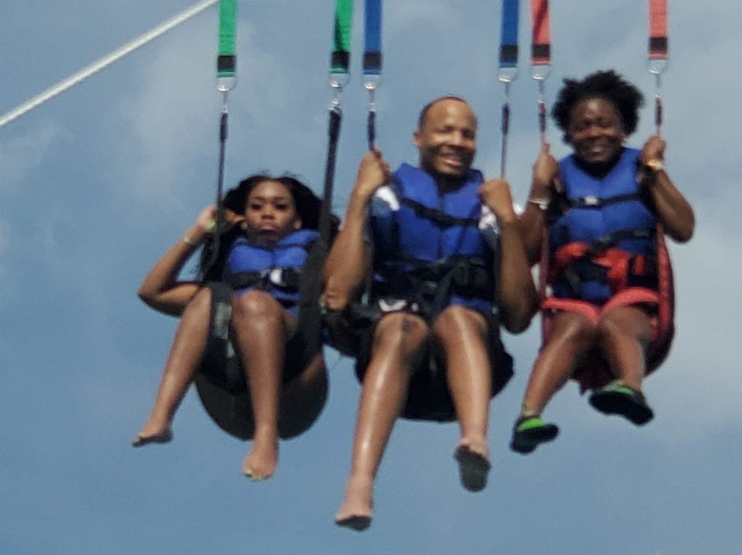 Grace Bay Watersports-普罗维登西亚莱斯必去景点