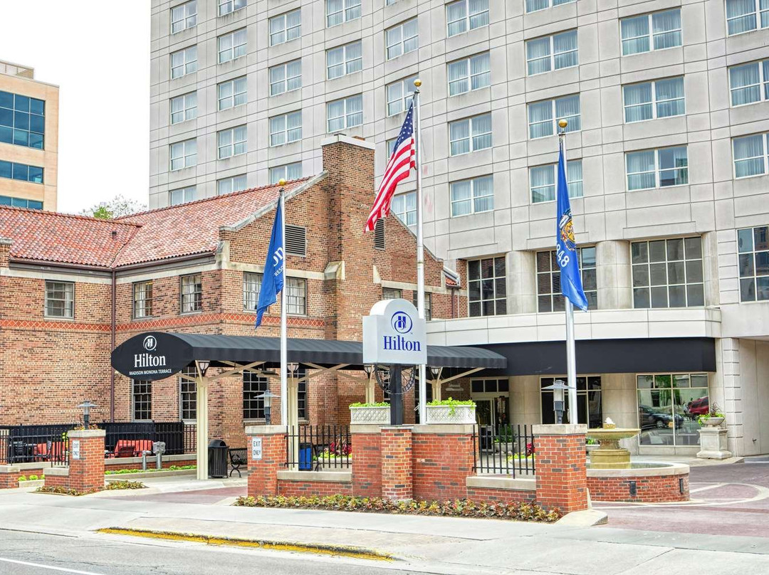 Hilton Madison Monona Terrace主图