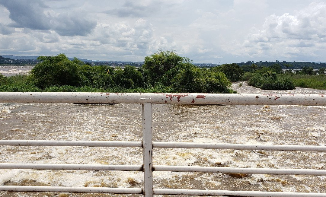 Pont Du Djoue-布拉萨市必去景点