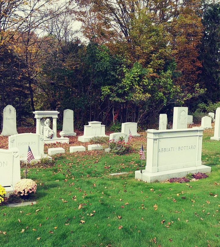 Hope Cemetery-Barre必去景点