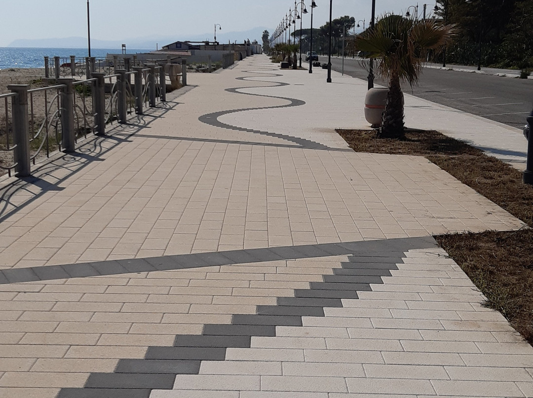 Lungomare di Marina di Ardore-Ardore Marina必去景点