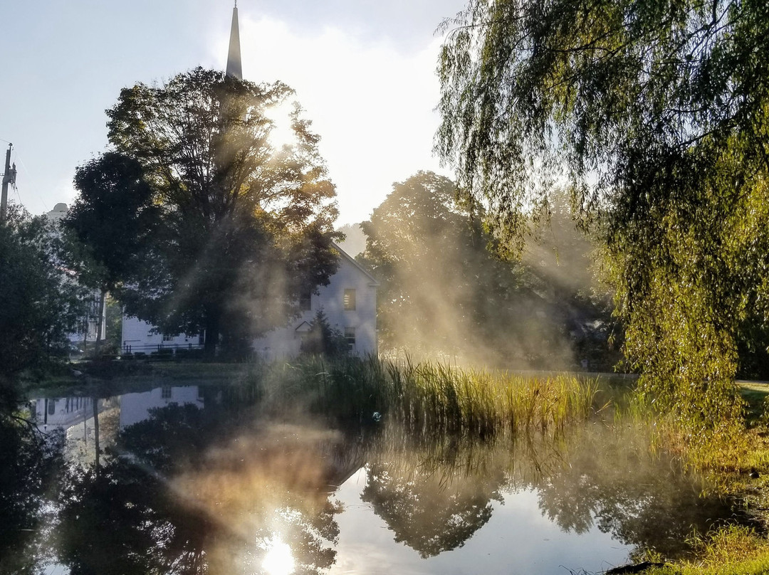 The Four Columns Inn And 1832 Tavern主图