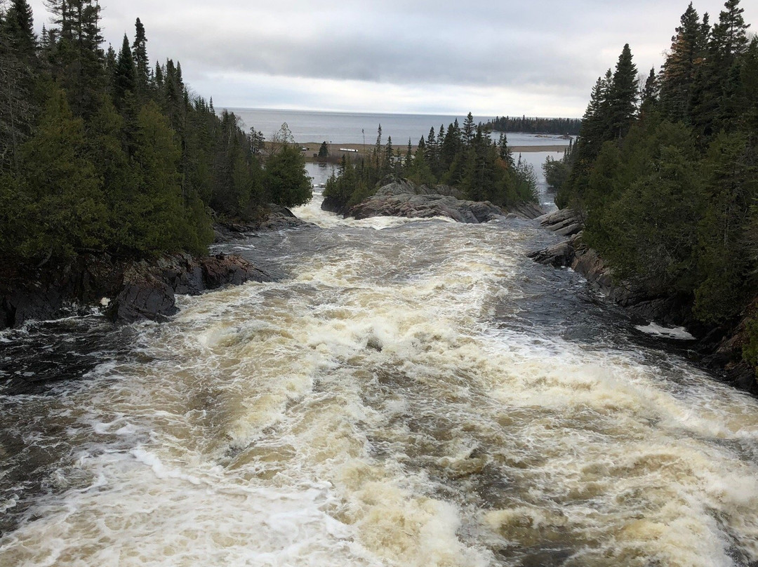 Aguasabon Falls & Gorge-Terrace Bay必去景点